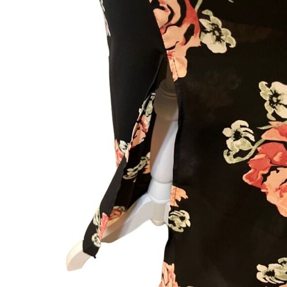 Katherine Barclay Sleeveless High Neck Pintuck Black Floral Maxi Dress Size 4 - Picture 2 of 11